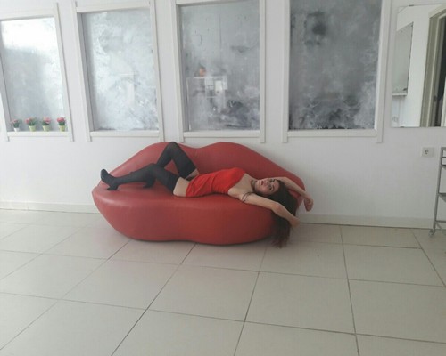 Массажист Карина по адресу  м. Волоколамская  м. Крылатское  м. Строгино - Massag24.ru 